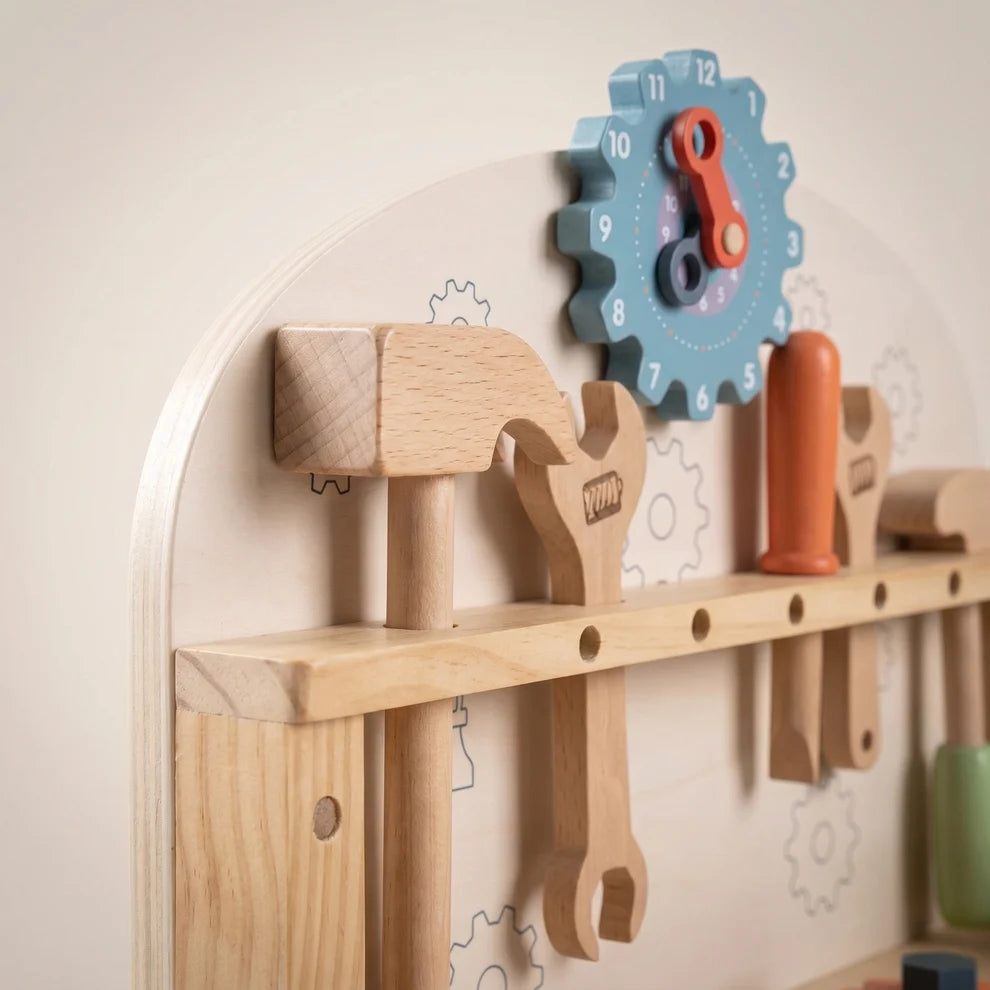 Atelier d’Outils en Bois Montessori