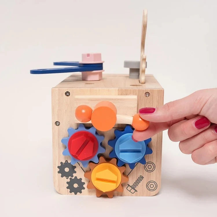 Boîte à Outils en Bois Montessori